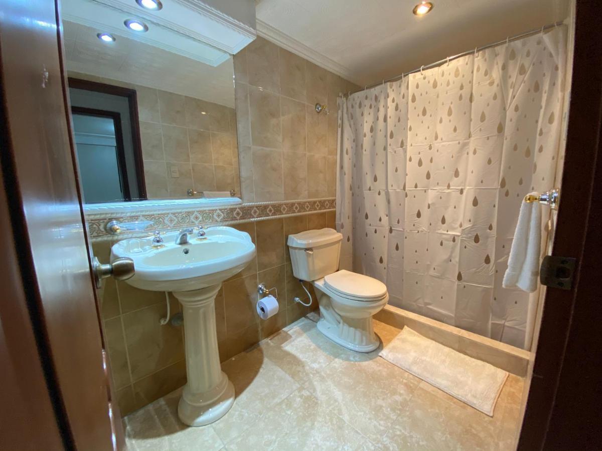 Santa Ana Luxury Rentals Hotel Bogotá Exteriör bild